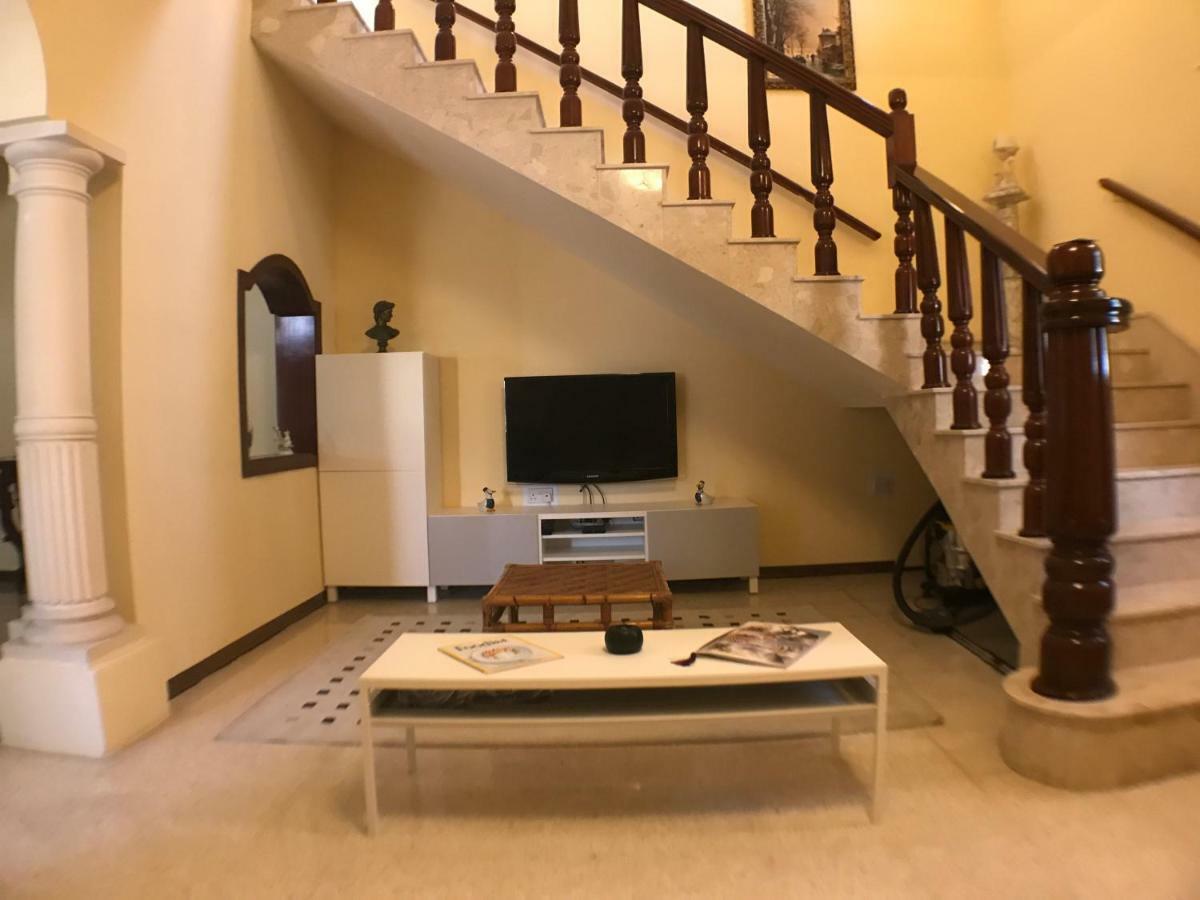Corner Townhouse 1Km From University Msida Εξωτερικό φωτογραφία